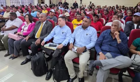 Mineros y voces críticas coinciden en la necesidad urgente de generar empleo en Colón