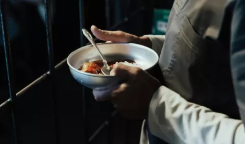 Licitaciones para comidas de presos son detenidas