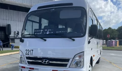 Recomiendan a empresa para que suministre buses medianos