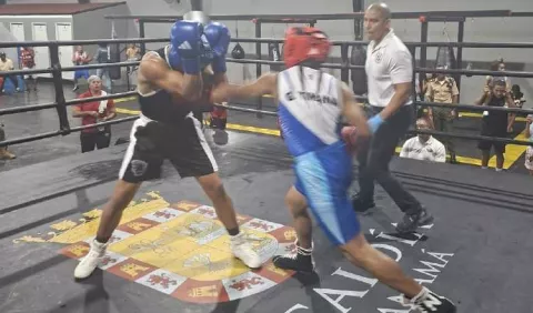 Boxeo aficionado en el mes de diciembre