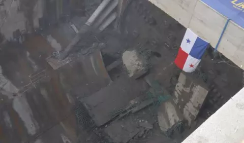 Tuneladora cruza Canal de Panamá y culmina primera fase de su misión