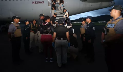 Panamá asume acuerdos sobre trato a migrantes