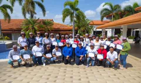 Becas Cobre Panamá 2026 abren nuevas oportunidades para jóvenes de 17 comunidades de Coclé y Colón 