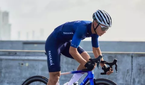 Ciclistas panameños se unen al Saxun de España