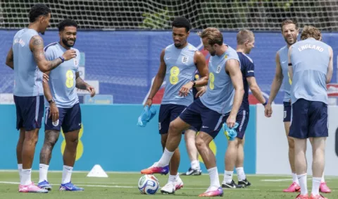 Inglaterra, rival de Panamá, se mide contra Costa Rica
