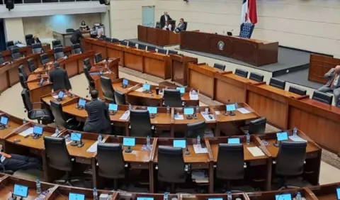 Negociaciones podrían definir el futuro del Legislativo 