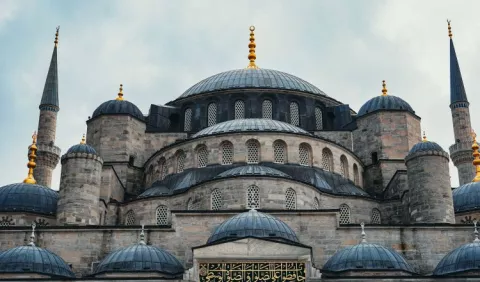 En el corazón de las emblemáticas mezquitas de Estambul  