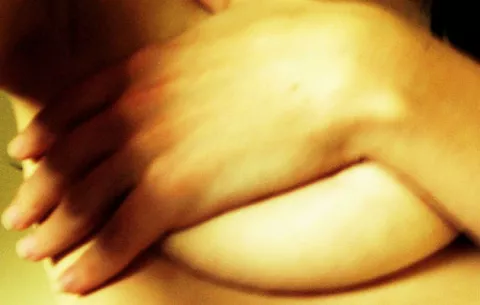 Hallan proteína que frena cáncer de mama y metástasis de pulmón