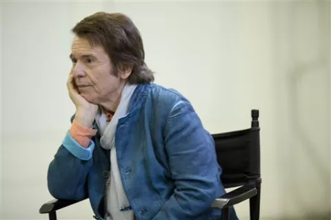 Raphael: 'Yo no me voy'