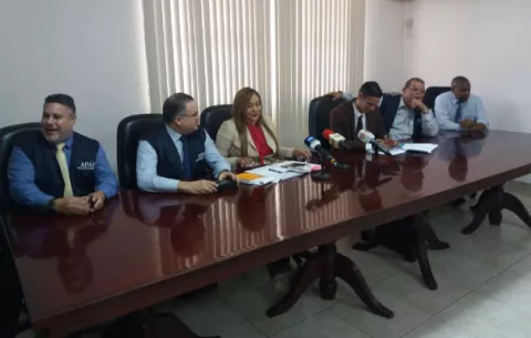 Abogados denuncian torturas a  detenidos trasladados a Punta Coco