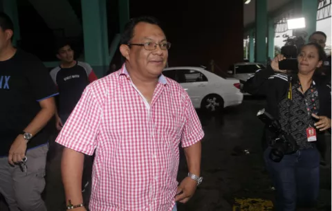 Exdiputado Absalón Herrera cobraba cheques de la planilla 080 que estaban a nombre de su difunto padre