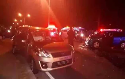 Colisión entre dos vehículos en Alto Boquete deja más de diez heridos