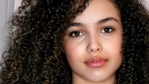 Autopsia de actriz británica de 16 años reveló la causa de su muerte: la joven se quitó la vida