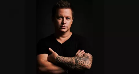 DJ Adam muere en un  accidente 