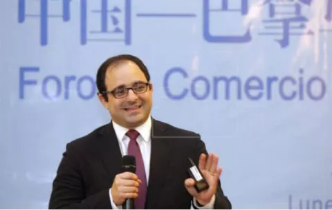 Nombran a jefe negociador de TLC con China como Viceministro de Comercio
