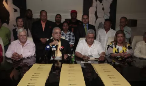 Ricardo Martinelli inicia ruta para correr por la alcaldía de Panamá