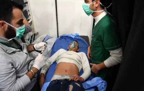 Rusia bombardea posiciones terroristas cerca de Alepo tras el ataque químico