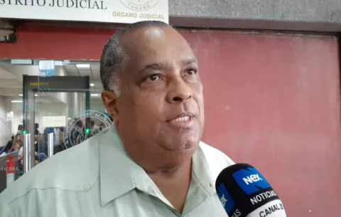 Acusan a jueza y representante de Ancón de presunto "fraude procesal" en caso de Raúl De Saint Malo