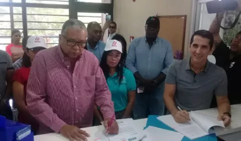Cuatro partidos formalizan sus alianzas para 2019 en  el  Tribunal Electoral
