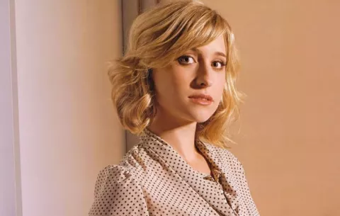 Amigas de Allison Mack en su contra 