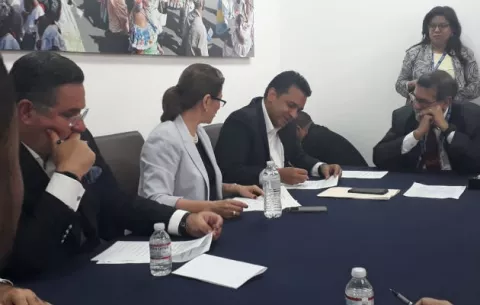 Propuesta de unificar  a los  candidatos presidenciales  independientes muere en su cuna