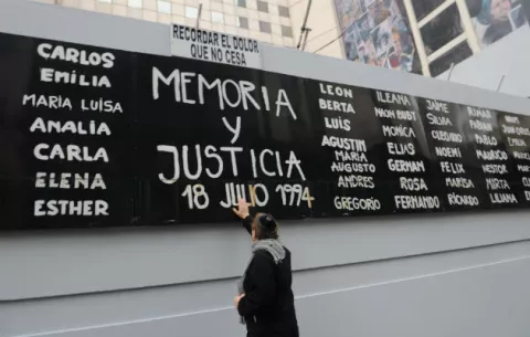 Argentina congela activos de Hizbulá y lo mete en la lista de grupos terroristas