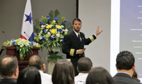 Panameños tendrían oportunidad de conseguir trabajo en los cruceros