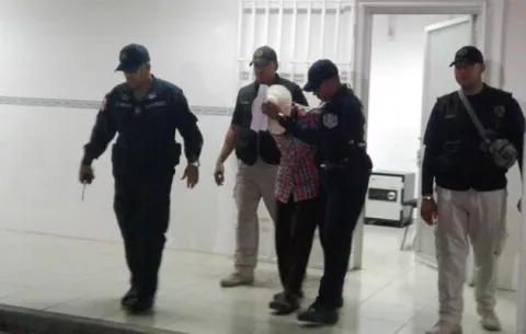 Formalizan detención de anciano que abusó de menor de ocho años
