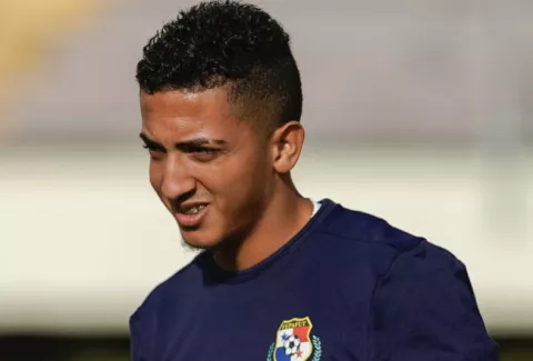 Cruz Azul mexicano ficha al panameño Ángel Orelién