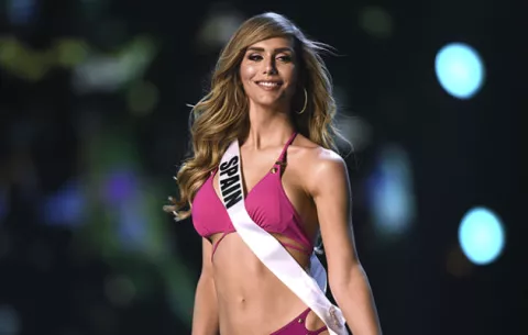 Ángela Ponce modela en lencería