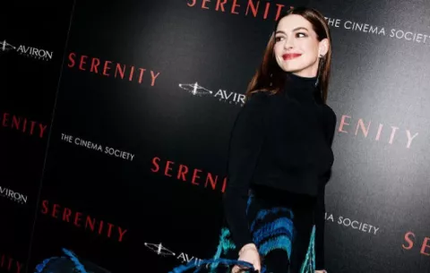 Anne Hathaway no es una 'madre perfecta'