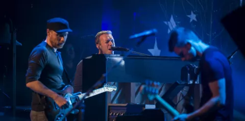 Coldplay dedica canción a Jagger en NY