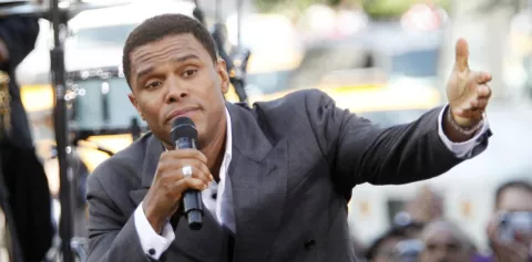 Maxwell con planes de boda e hijos