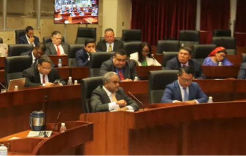 Suspenden discusión en segundo debate de las Asociaciones Público-Privadas