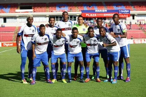  Árabe y Alajuelense buscarán dar el primer golpe
