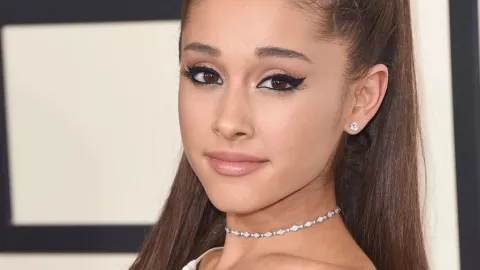 Pete bloquea a Ariana Grande