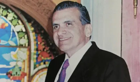 Historia y arquitectura del Casco, en el libro "Puertas y ventanas del barrio de San Felipe", de Sebastián Sucre 
