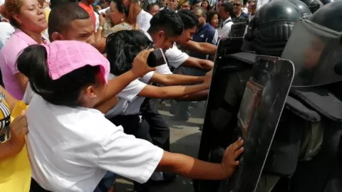 Colegios en el oeste reciben nuevas promesas