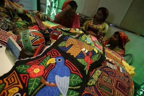 Se inaugura exposición de artesanías que reúne en Panamá a creadores de 10 países