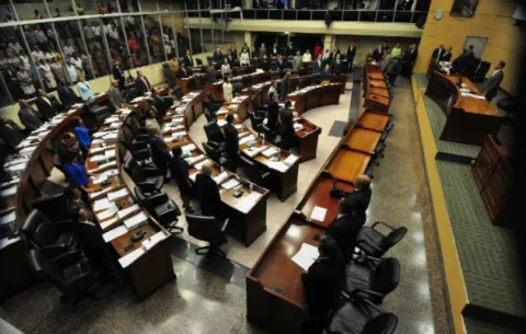 Diputados podrían estar detrás del desvío de fondos a juntas comunales, revela un fiscal