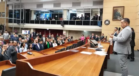 Primera sesión ordinaria de la Asamblea Nacional fue instalada con la asistencia de 66 diputados