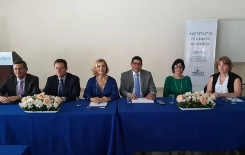 Aseguradoras panameñas proponen crear microseguros para la población excluida
