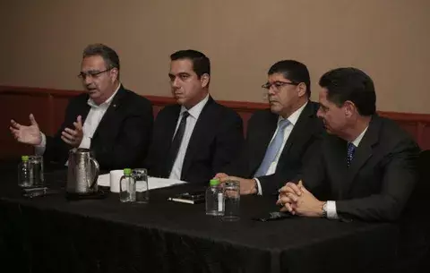 Aseguradoras piden no ser reguladas como entidades bancarias