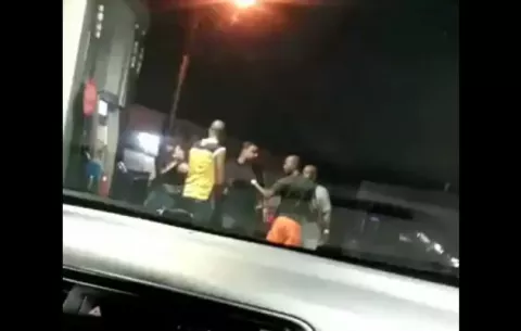 Graban en video el asesinato de un sujeto en una gasolinera en San Antonio