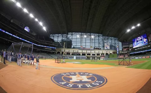 Indios de Cleveland se quejan por supuesto espionaje de los Astros de Houston