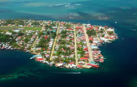 ATP propondrá atraer más vuelos para Bocas del Toro
