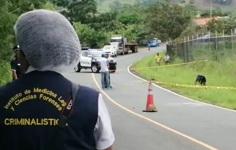 Encuentran cadáver en una cuneta del corregimiento de Arosemena en La Chorrera