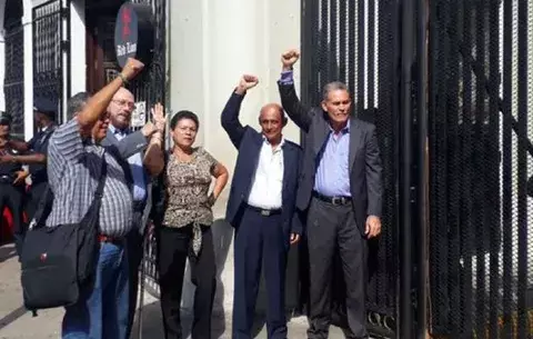 Jubilados dan plazo hasta mañana para negociaciones