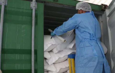 Aupsa decomisa cargamento leche fraudulenta procedente Guatemala