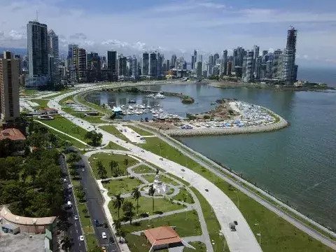 SIECA augura un crecimiento en la economía de Panamá del 6,9% 
